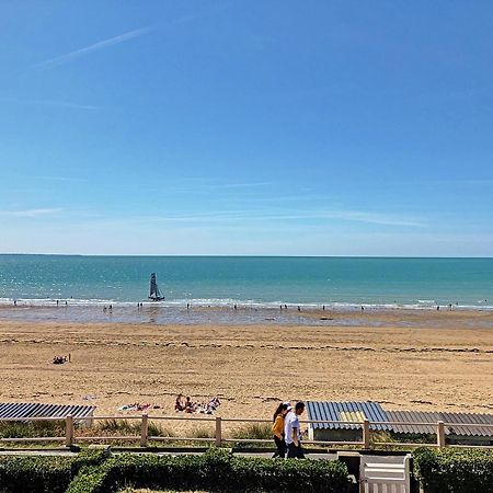 Appartement Avec Balcon, Jardin, Et Acces Plage - Fr-1-361-492 Jullouville-les-Pins Exterior foto