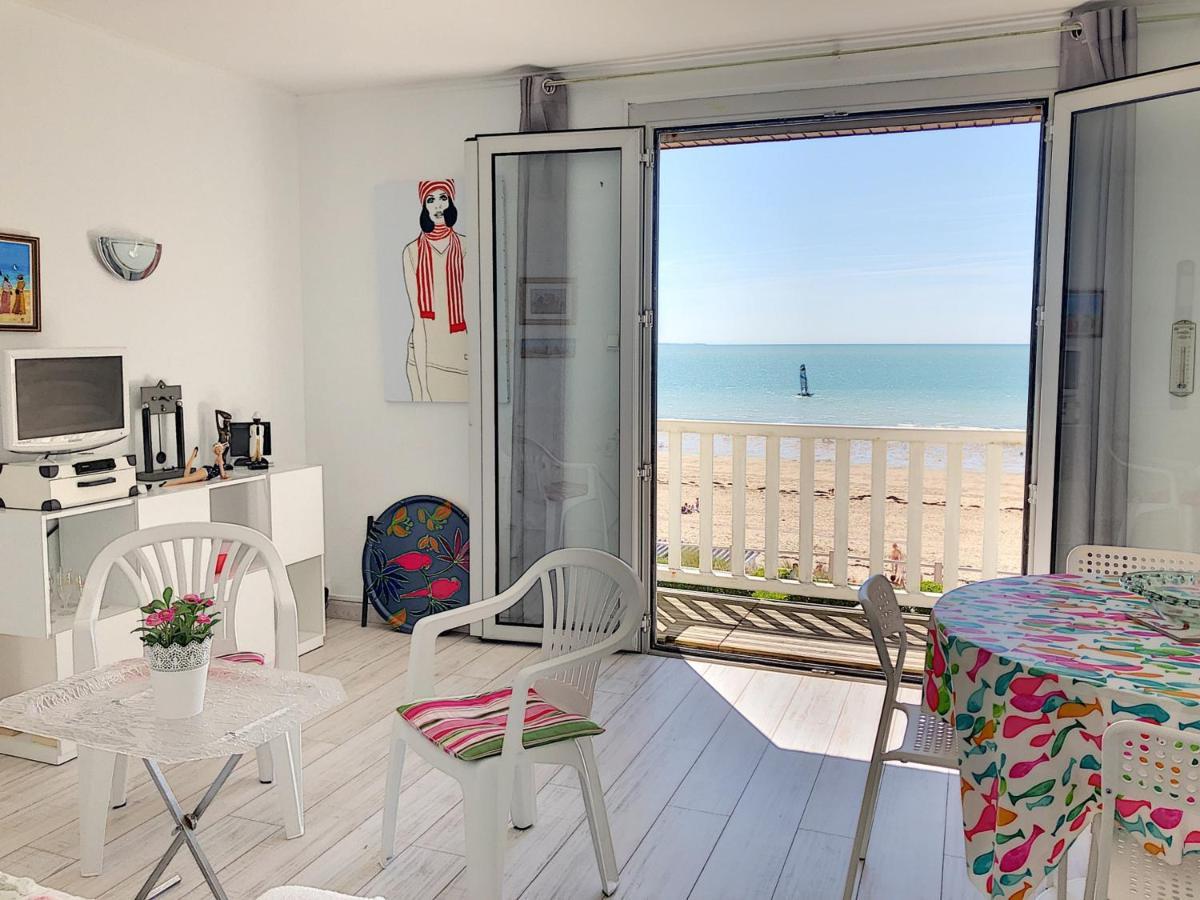 Appartement Avec Balcon, Jardin, Et Acces Plage - Fr-1-361-492 Jullouville-les-Pins Exterior foto