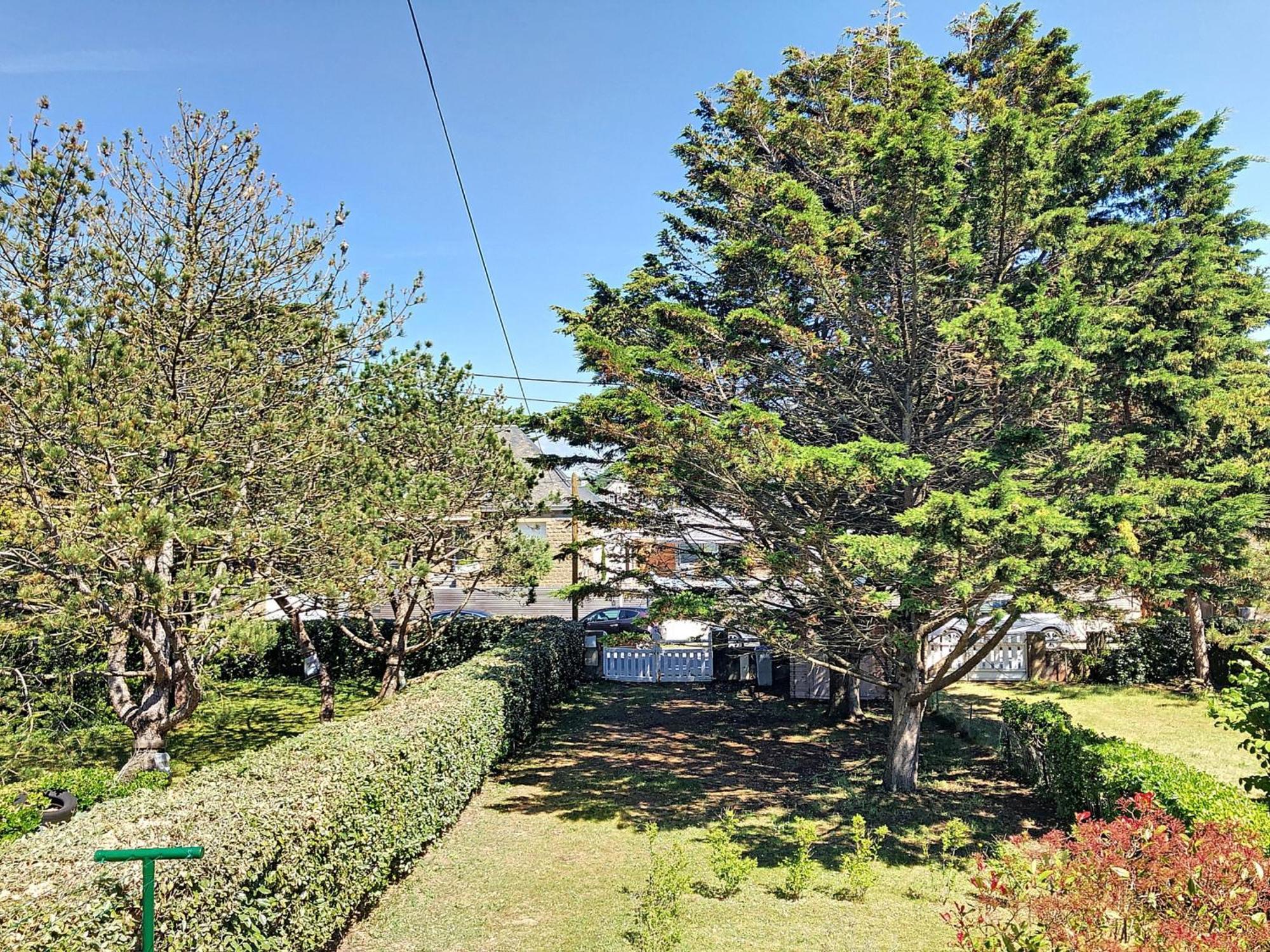 Appartement Avec Balcon, Jardin, Et Acces Plage - Fr-1-361-492 Jullouville-les-Pins Exterior foto